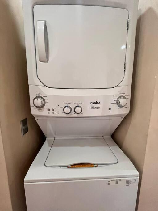 Apartamento Gautama - La Veleta, Depto Con Roof Y Alberca